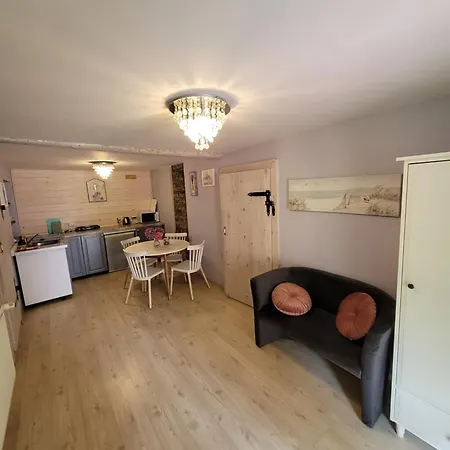 Siedlisko Lawendula مزرعة للإقامة Barzowice